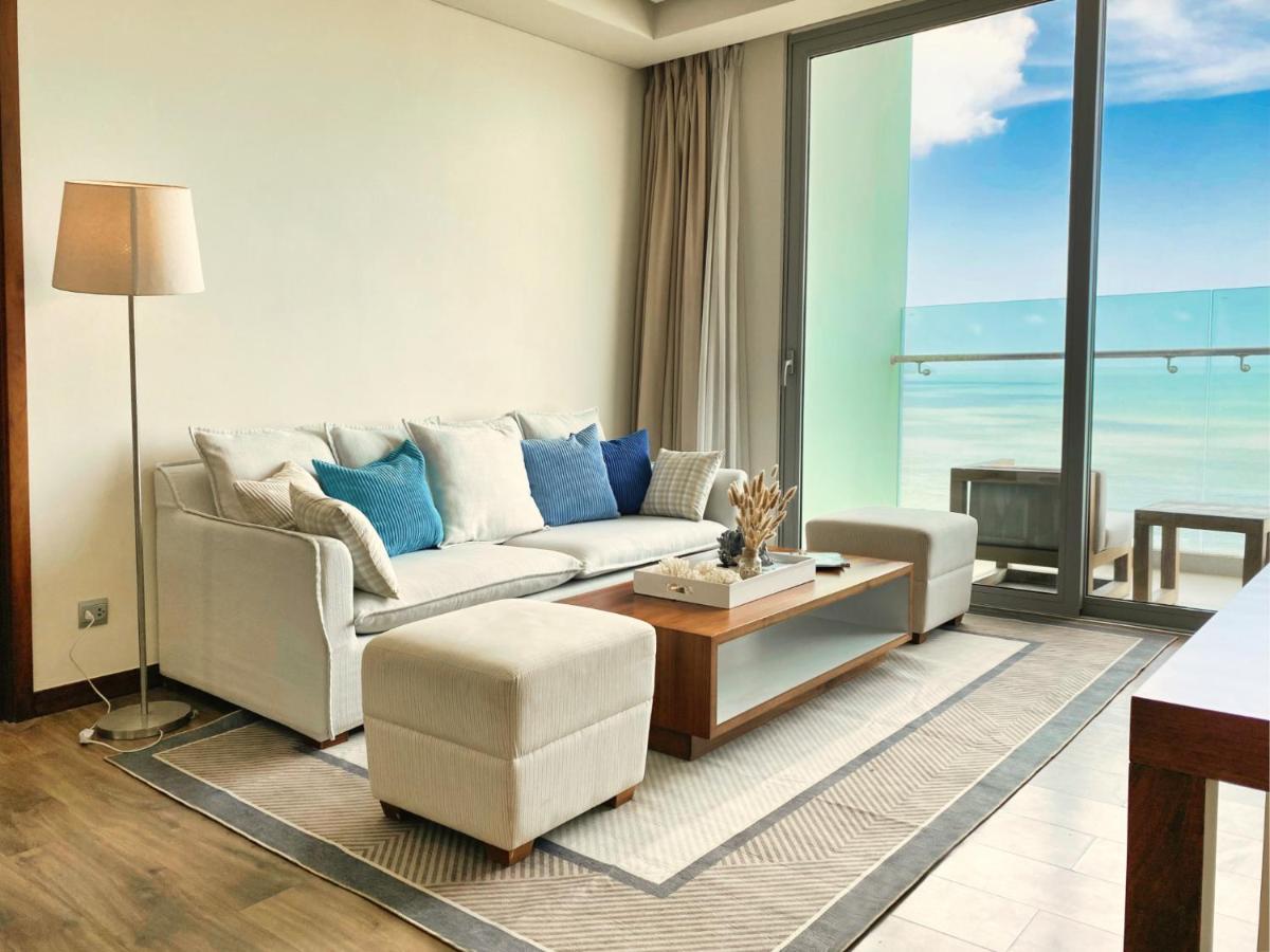 Stunning Apartments Across My Khe Beach ! Rooftop Pool & Gym Da Nang Eksteriør bilde