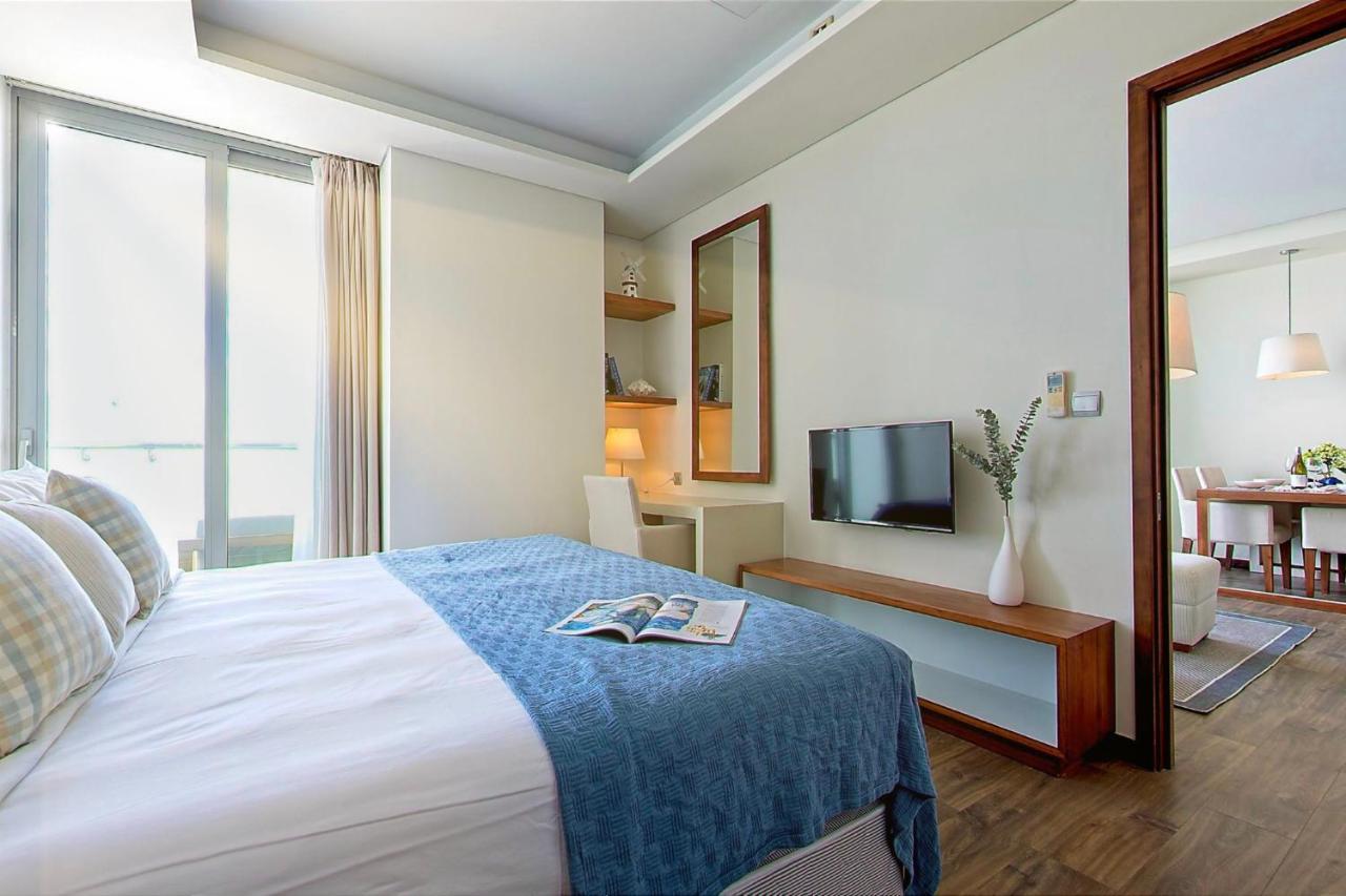 Stunning Apartments Across My Khe Beach ! Rooftop Pool & Gym Da Nang Eksteriør bilde