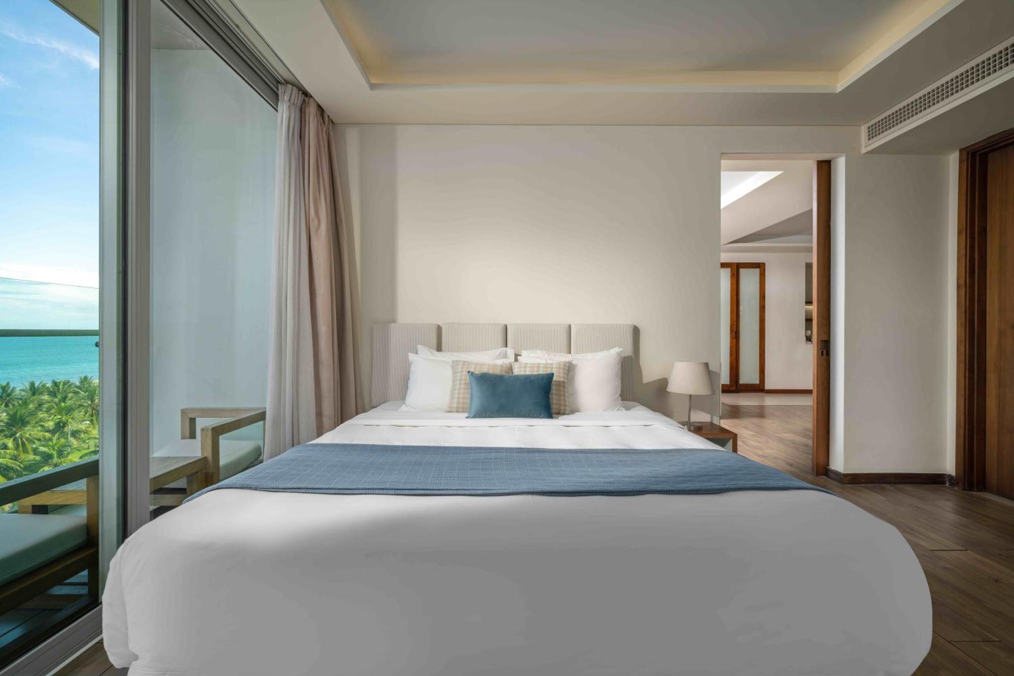 Stunning Apartments Across My Khe Beach ! Rooftop Pool & Gym Da Nang Eksteriør bilde