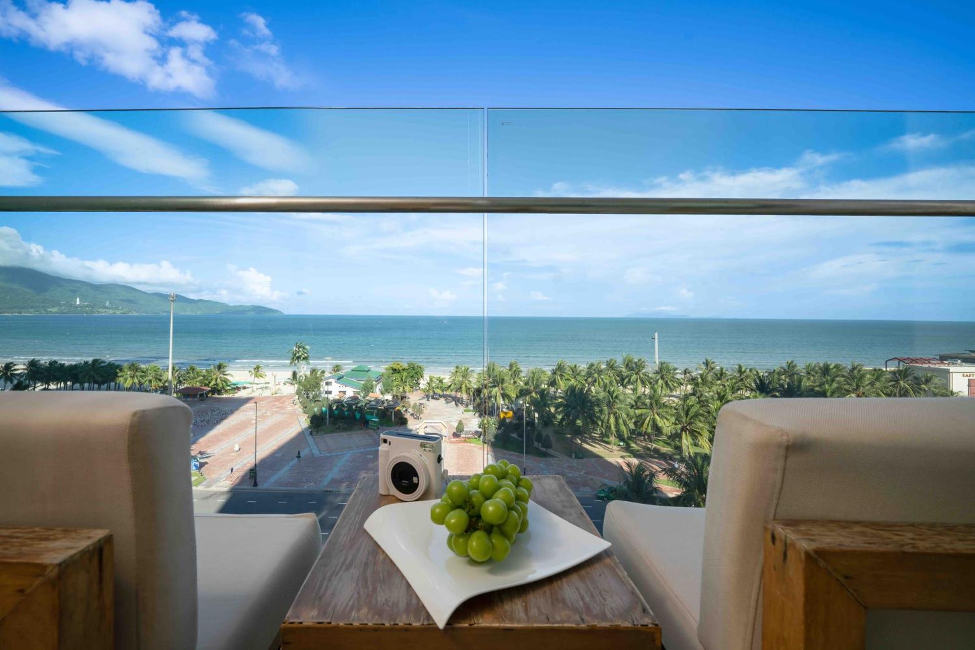 Stunning Apartments Across My Khe Beach ! Rooftop Pool & Gym Da Nang Eksteriør bilde