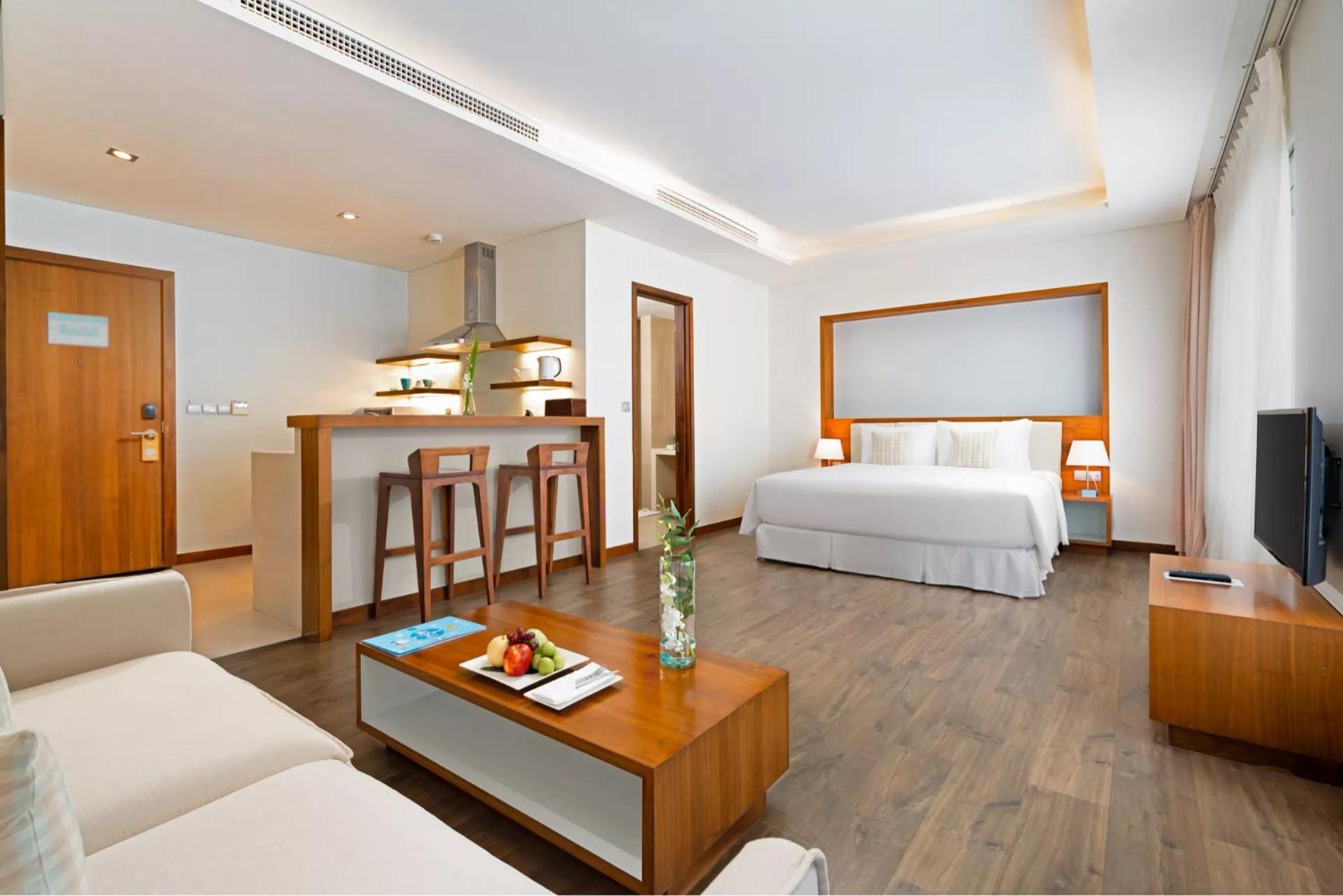 Stunning Apartments Across My Khe Beach ! Rooftop Pool & Gym Da Nang Eksteriør bilde