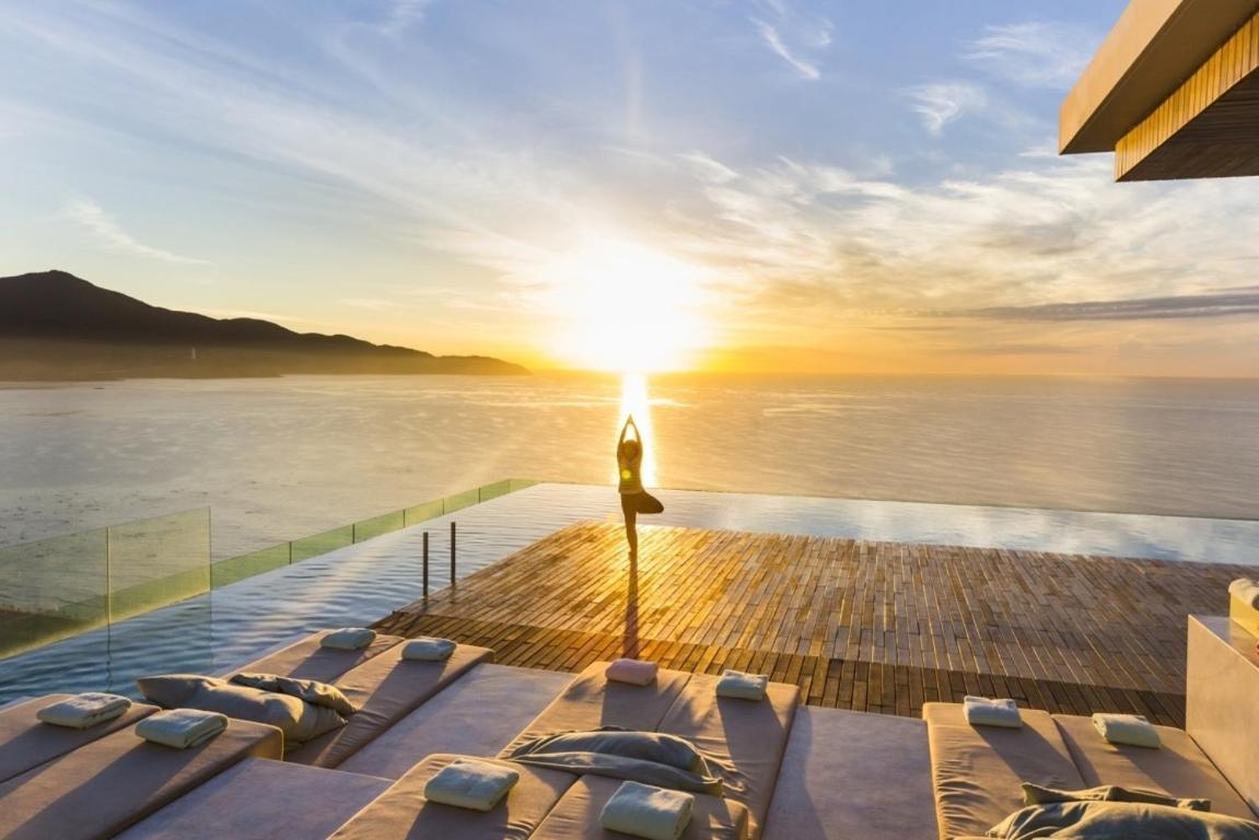 Stunning Apartments Across My Khe Beach ! Rooftop Pool & Gym Da Nang Eksteriør bilde